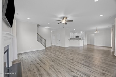 *Seller offering $2500 towards closing costs* This beautifully - photo 12