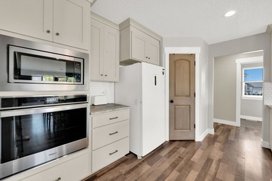 Stunning Spanish Fork Rambler with Mountain Views & - photo 14