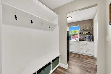 Stunning Spanish Fork Rambler with Mountain Views & - photo 21