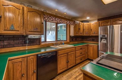 Rustic Adirondack in Jay NY Welcome to 259 River Street, a - photo 22