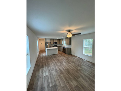 Stop renting and start building your future with this incredible - photo 2