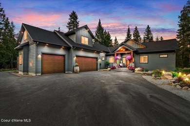 Kelso Lake Waterfront estate on over 5 acres with 300+ ft of - photo 1