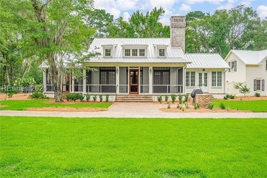 This new, five-bedroom, five-and-one-half-bath cottage by - photo 31