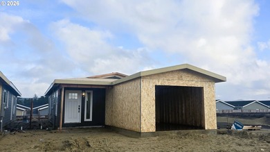 Siuslaw River Home For Sale in Florence Oregon