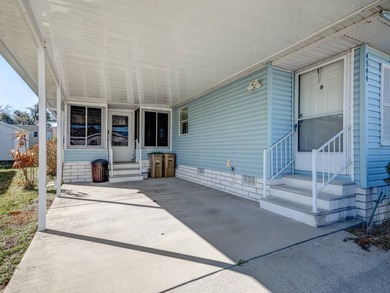Discover easy Florida living in this fabulous manufactured home - photo 3