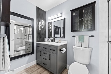 Tucked away on a quiet street, this fully renovated 2-bedroom - photo 15