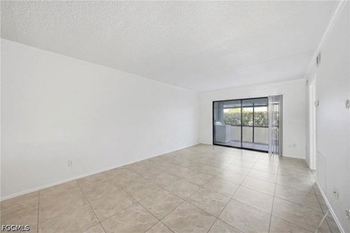 2 bed 2 bath first floor condo in the complex of Villa Manor - photo 15