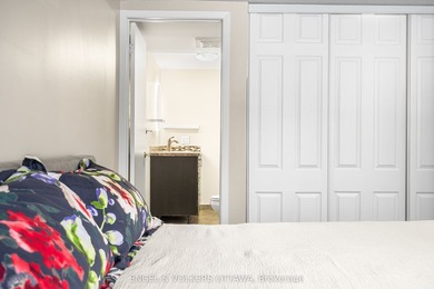 Welcome to this beautifully renovated 2-bedroom main floor condo - photo 17
