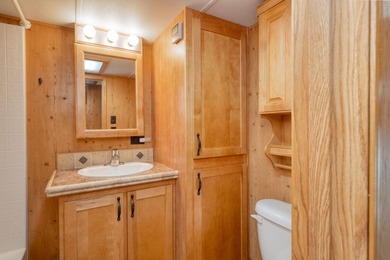 YOUR CHANCE TO STILL ENJOY A SEASONAL LAKESHORE HOME BEFORE - photo 18