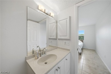 2 bed 2 bath first floor condo in the complex of Villa Manor - photo 25