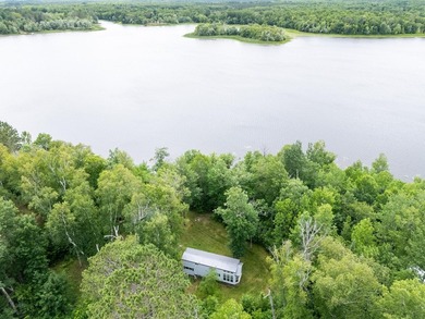 YOUR CHANCE TO STILL ENJOY A SEASONAL LAKESHORE HOME BEFORE - photo 43