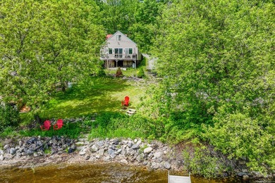 This adorable and serene waterfront retreat on Pattee Pond is - photo 1