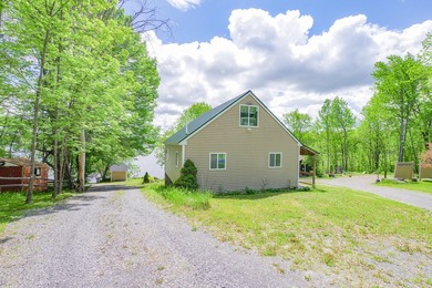 This adorable and serene waterfront retreat on Pattee Pond is - photo 5