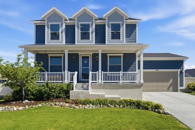 2 STORY UPGRADED IVORY BUILT GEM- Dreamy Great room/kitchen - photo 1