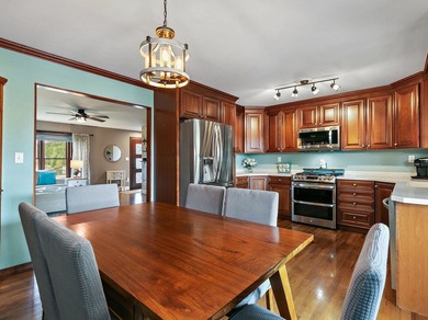 Exceptional, move-in ready waterfront ranch nestled on a - photo 8