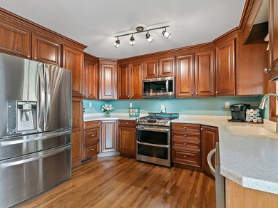 Exceptional, move-in ready waterfront ranch nestled on a - photo 9