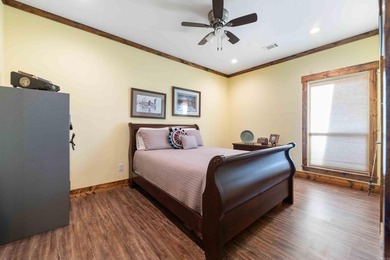 MOTIVATED SELLER!!! Enjoy the best of lake living just steps - photo 18