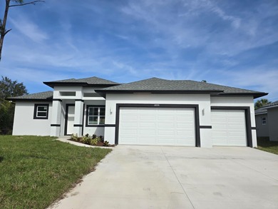 Port Charlotte Waterway Area Home For Sale in Port Charlotte Florida