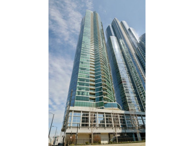 Lake Home For Sale in Chicago, Illinois