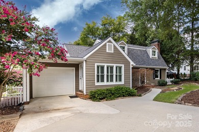 Lake Norman Home Active Under Contract in Davidson North Carolina