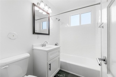 Livingston Place is a 26-unit apartment complex located at 5120 - photo 8