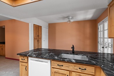 NEW PRICE!!! Highly Desirable Single-Level Patio Home w/2-Car - photo 16