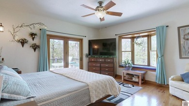 Welcome to your private waterfront retreat on 10.5 stunning - photo 16