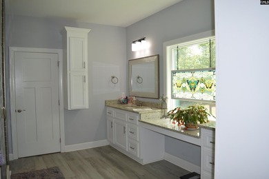Escape to your own private retreat on 5 beautiful wooded acres - photo 18