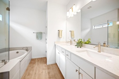 This 2024, like new, Pulte home is located in the uber - photo 18