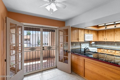 NEW PRICE!!! Highly Desirable Single-Level Patio Home w/2-Car - photo 21