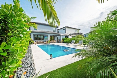 This 2024, like new, Pulte home is located in the uber - photo 32