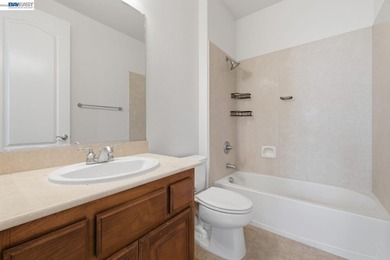Welcome to 282 Drummond Drive, an elegant executive residence - photo 36