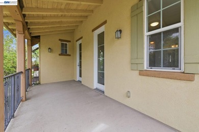 Welcome to 282 Drummond Drive, an elegant executive residence - photo 39