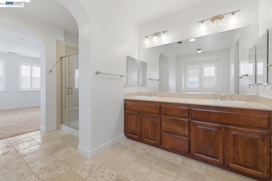 Welcome to 282 Drummond Drive, an elegant executive residence - photo 45