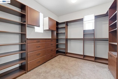 Welcome to 282 Drummond Drive, an elegant executive residence - photo 49