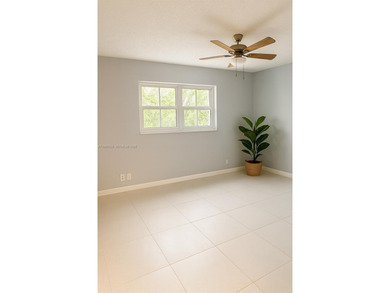 right & Move-In Ready 2/2 in Desirable 55+ Community -- Best