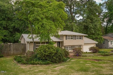Major updates, great price! Come enjoy this poolside oasis in - photo 5