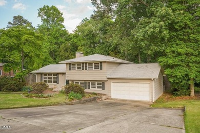 Major updates, great price! Come enjoy this poolside oasis in - photo 6