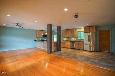Major updates, great price! Come enjoy this poolside oasis in - photo 9