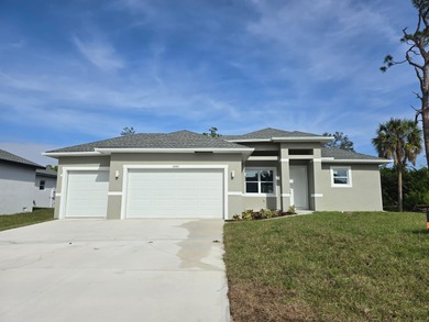 Port Charlotte Waterway Area Home For Sale in Port Charlotte Florida