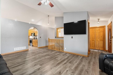 Spacious and versatile, this brick rambler offers nearly 4,000 - photo 7