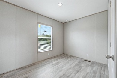Newly built and ready for its first owner, this 2-bedroom - photo 3