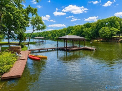Private waterfront escape designed for relaxation and connection - photo 12