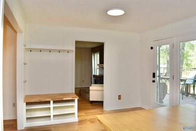 Private waterfront escape designed for relaxation and connection - photo 19