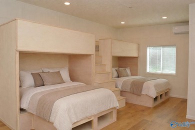 Private waterfront escape designed for relaxation and connection - photo 35