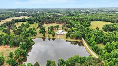 A total of 3 MOVE-IN READY HOMES available on a PRIVATE 85-ACRE - photo 4