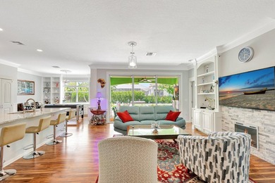 Charming Home in Palm City's Highly Sought-After Highlands - photo 8