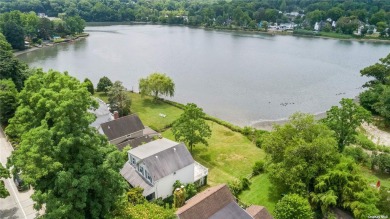 (private lake, pond, creek) Home For Sale in Centerport New York