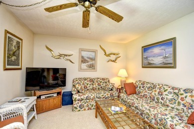 NO HOA, and SHORT TERM RENTAL ALLOWED! Just 2.5 blocks from the - photo 12