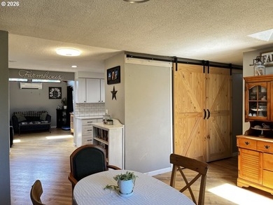 Welcome to this charming 3-bedroom, 2-bathroom home in the heart - photo 12